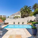 Spacious And Comfortable Green Point Villa